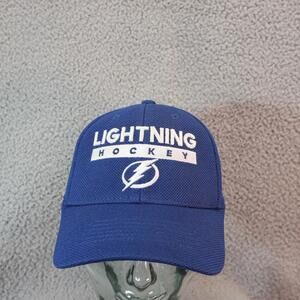 Adidas Lightning Hockey Stanley Cup Playoff NHL 2018 Cap Hat